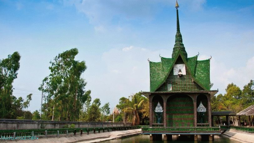 Chrám Wat Lan Kuat v provincii Sisaket