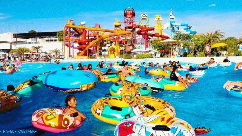 Cartoon Network Amazone Water Park v Pattaya