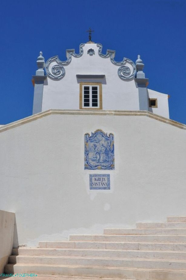 Kostol Santa Ana