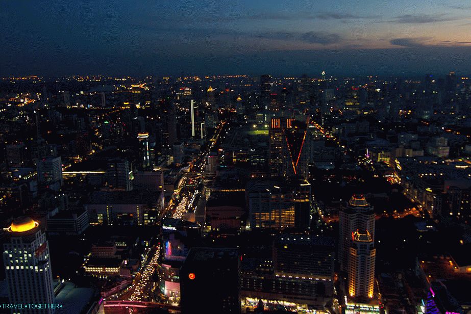 Nočný pohľad na Bangkok