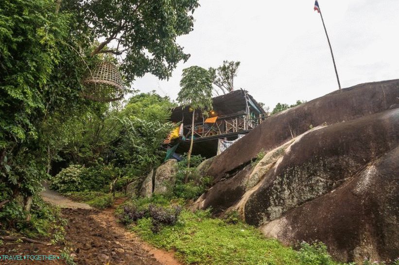 Samui Camp Bar - najlepší bod na Samui a hroznom Budhovi v lese