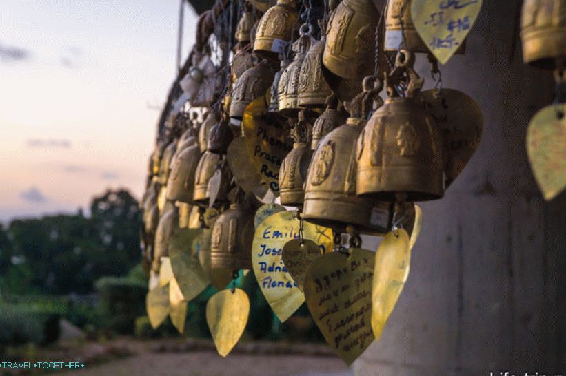Veľký Budha na Phukete a rozhľadňa - hlavná atrakcia