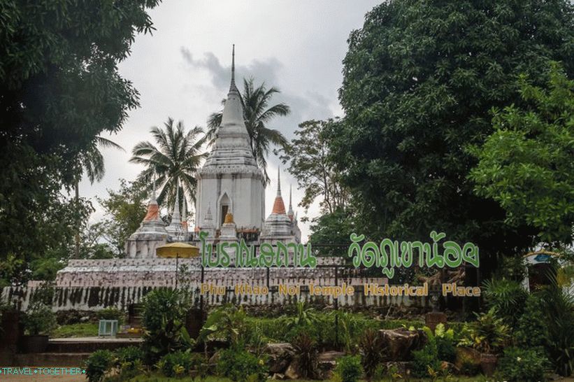Buddhistický chrám Phu Kha Noi na Phangane - najstarší na ostrove
