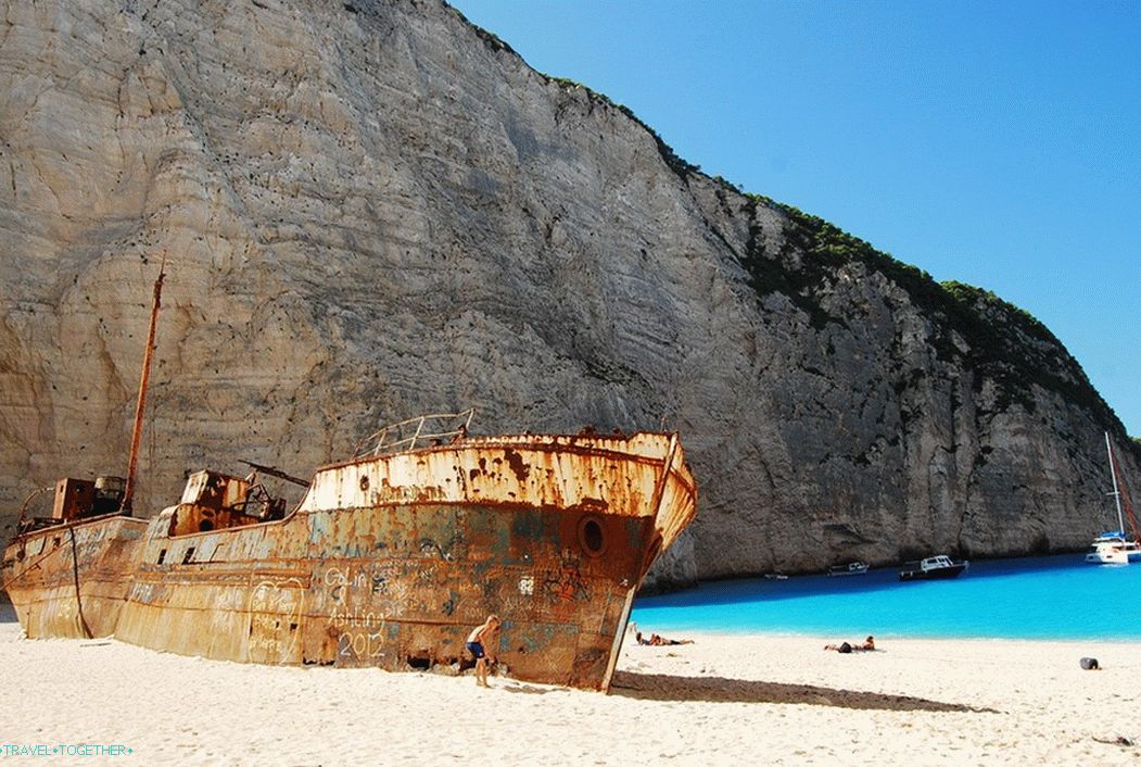 Navagio Bay: príbeh najznámejšej pláže v Grécku