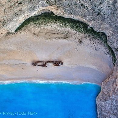 Navagio Bay: príbeh najznámejšej pláže v Grécku