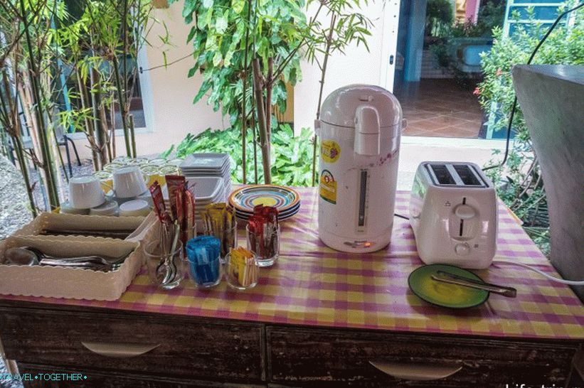 Pandora Lifestyle Bungalow na Samui - jaskyňa Flintston