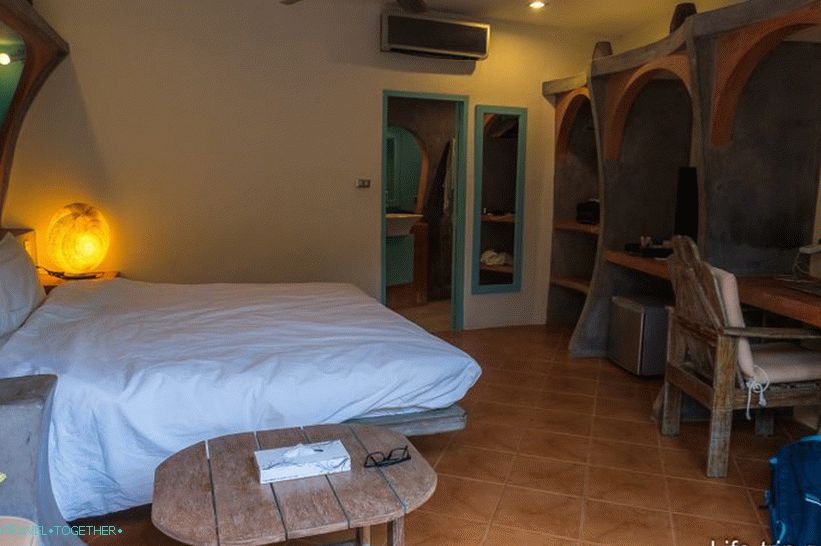 Pandora Lifestyle Bungalow na Samui - jaskyňa Flintston