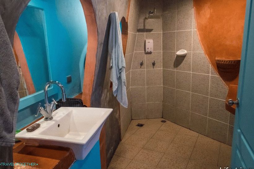 Pandora Lifestyle Bungalow na Samui - jaskyňa Flintston