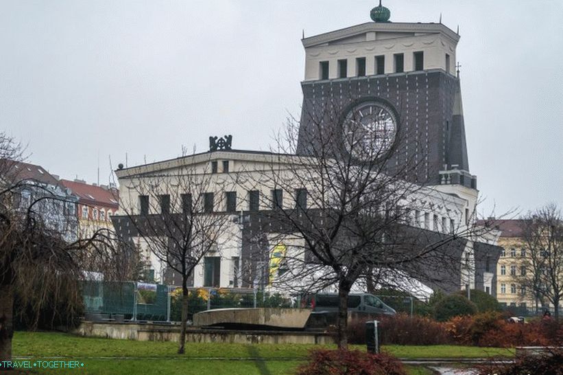 Kostol Najsvätejšieho Srdca Pána vo Vinogradahu