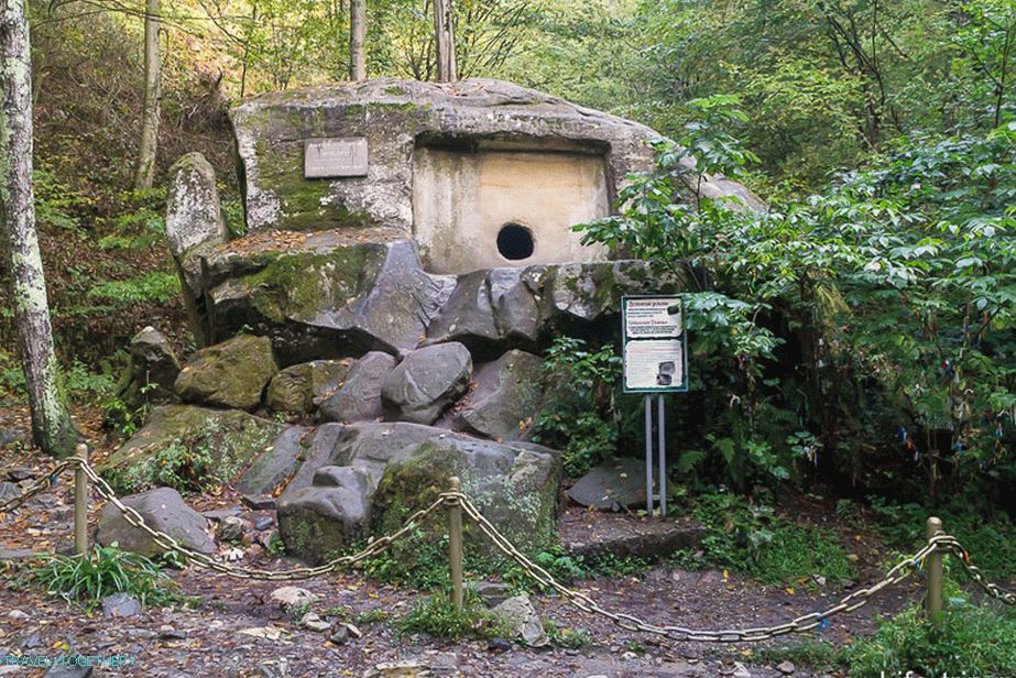 Volkonský dolmen pri Lazarevskom