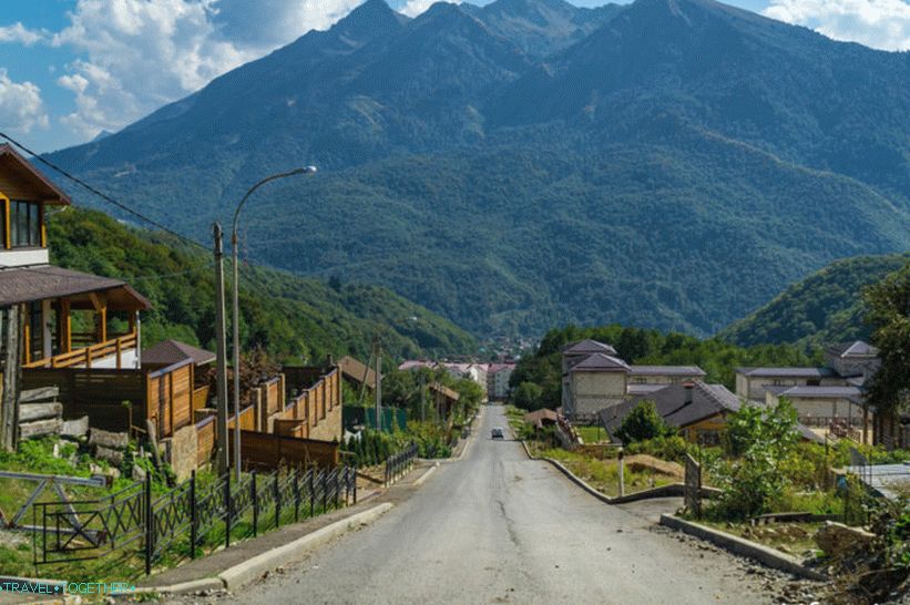 Dolmens v Krasnaya Polyana - orientačný bod pre amatérku
