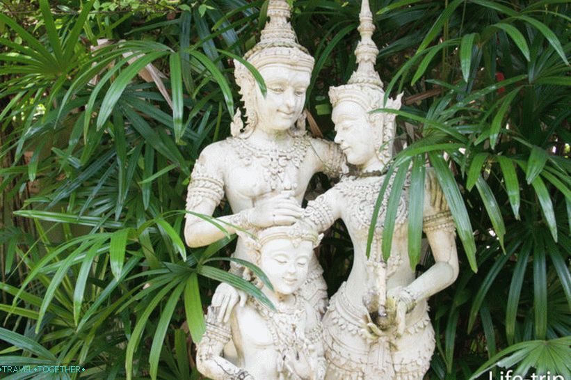 Dusit Dhewa - kultúrne stredisko na Koh Samui