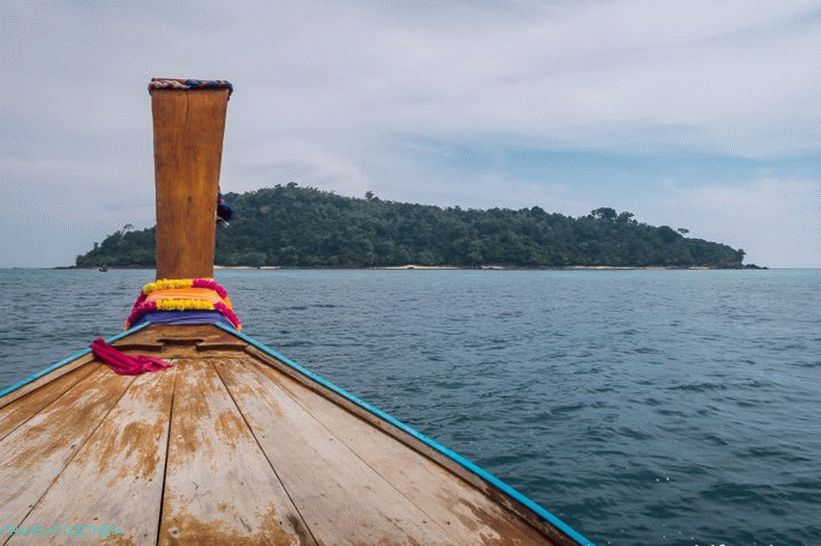 Prehliadka ostrova Phi Phi Island v Thajsku - moja recenzia a ako najlepšie ísť