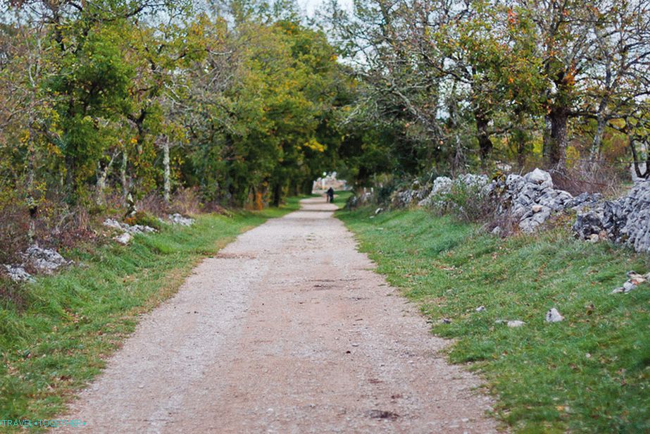 Na tejto ulici som išiel k dolmenom