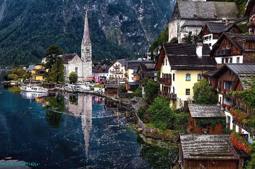 Pohľad na Hallstatt z vyhliadkovej plošiny