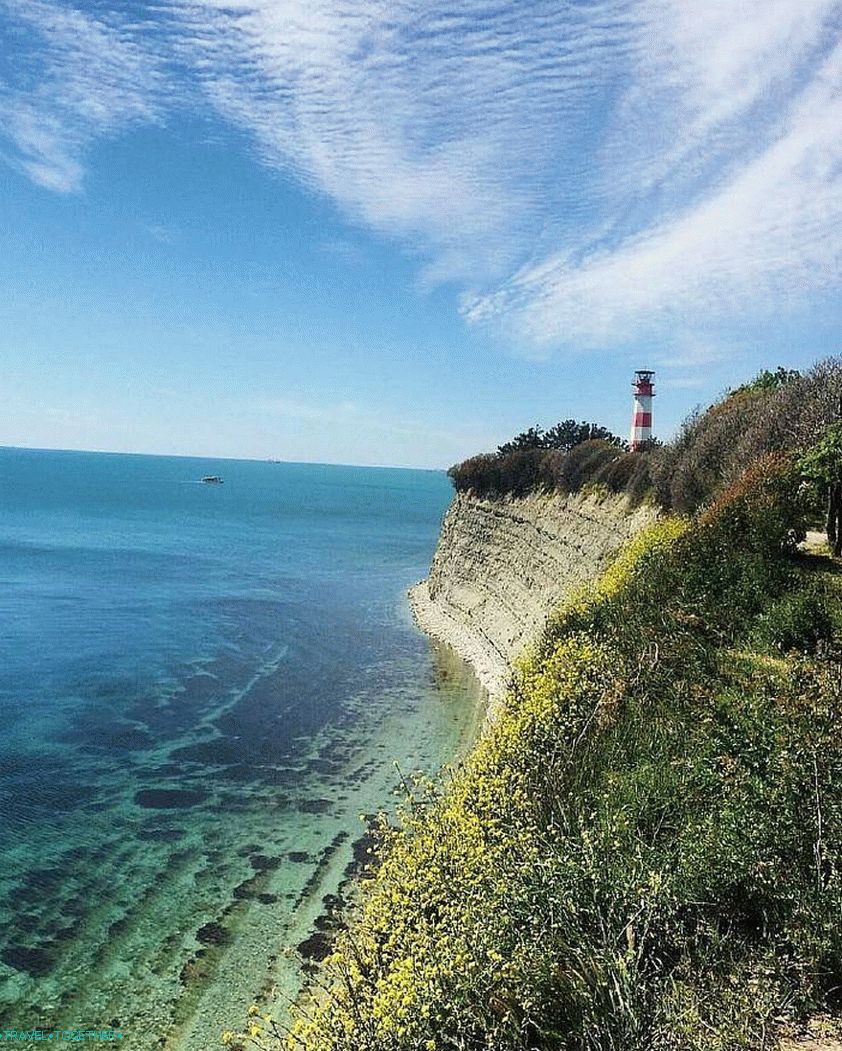 Hory a more, Gelendzhik. Foto - @lovegen