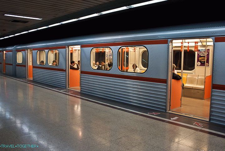 Metro v Ankare. Turecko.