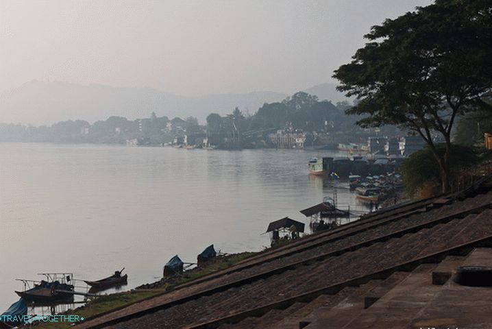 Rieka Mekong v Chiang Saene skoro ráno