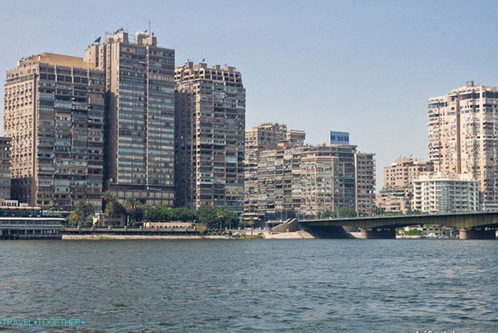 Egypt. Káhira. Nílske pobrežie.