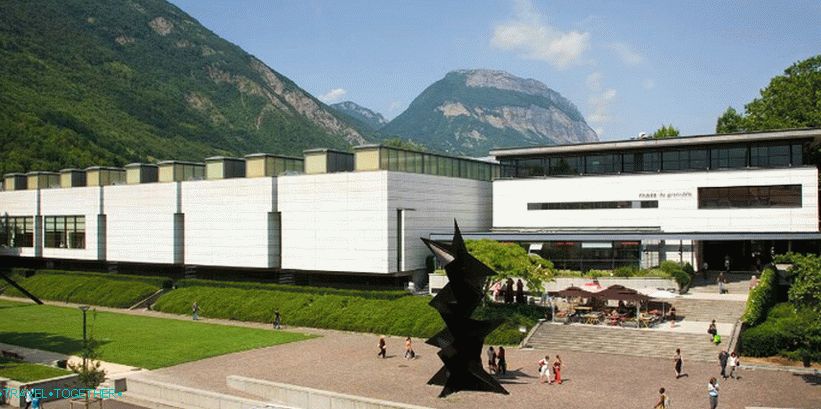 „Múzeum