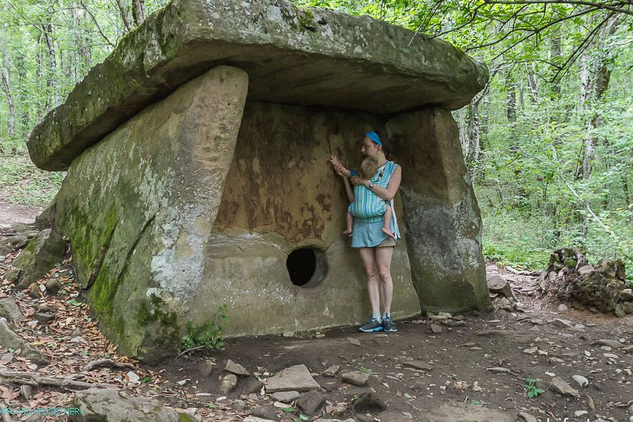 Dolmen Maya