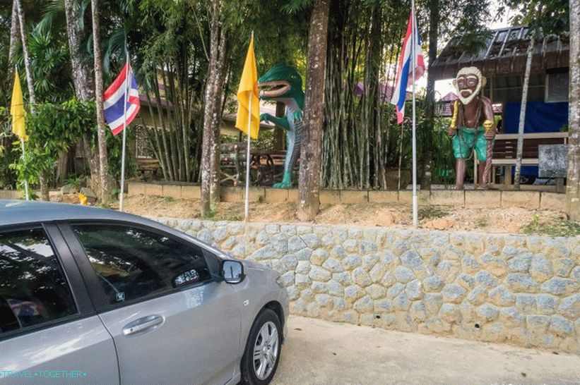 Chrám ležiaceho Budhu v Phukete - Wat Sri Sunthon