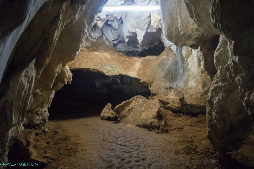Chrám tigrej jaskyne v Krabi - milión krokov a úžasné výhľady