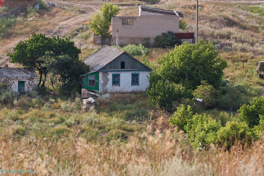 Zvyšky domov na farme Dyadin