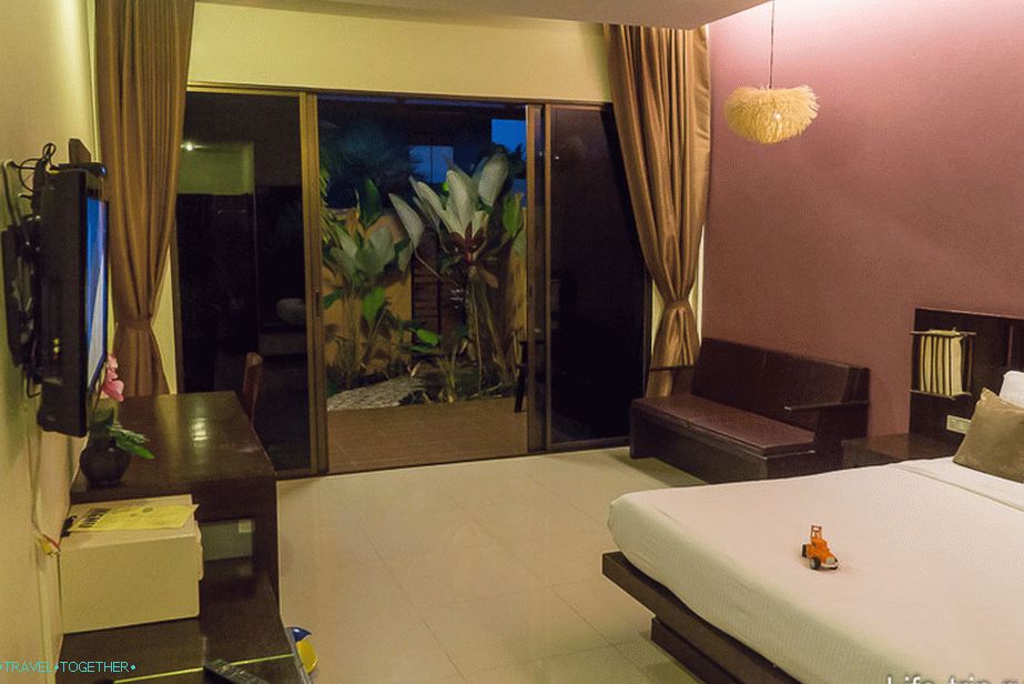 Otel-Chumphon-04