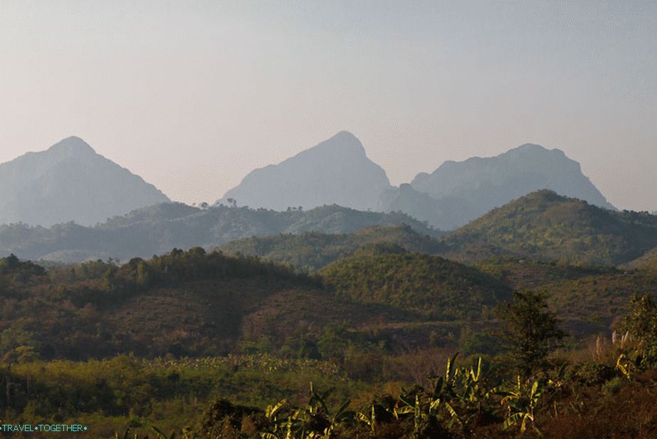 Od Vang Vieng po Ventyanu na kajaku