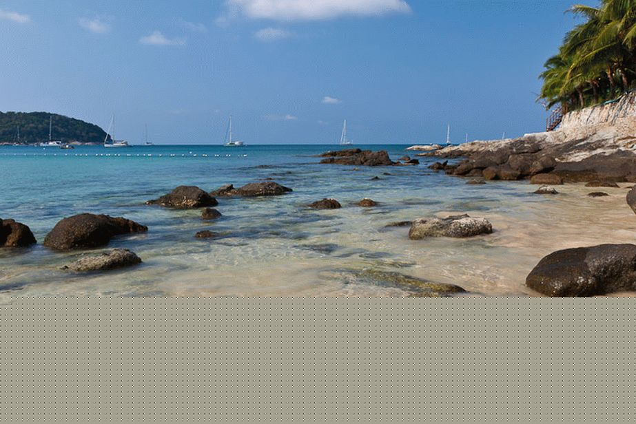 Nai Harn Beach