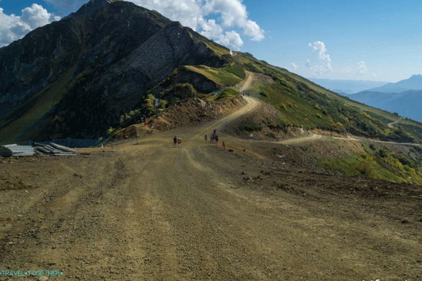 Kamenný stĺp 2509 mv Rosa Khutor - skvelé sledovanie pre začiatočníkov