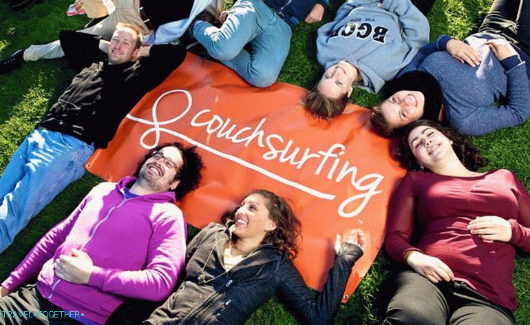 „Couchsurfing