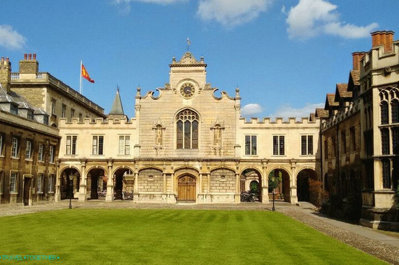 Peterhouse (Peterhouse) 