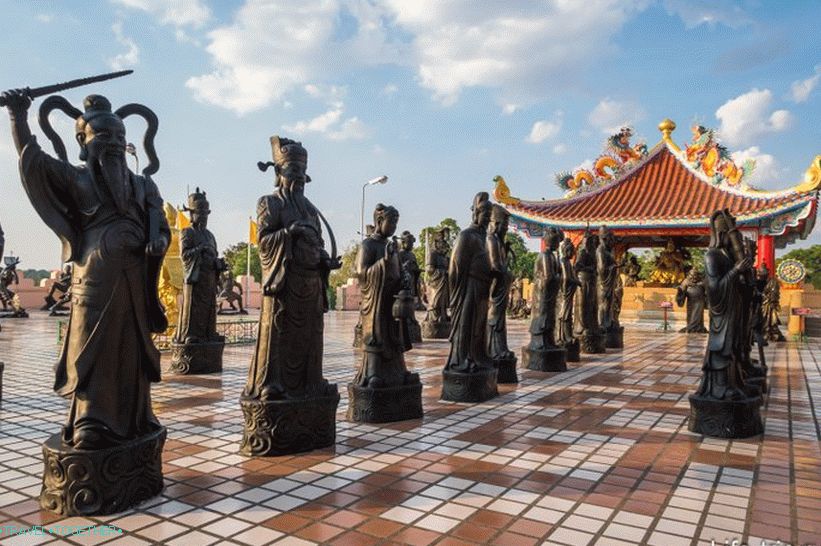 Čínsky chrám v Pattaya - odporúčam vidieť