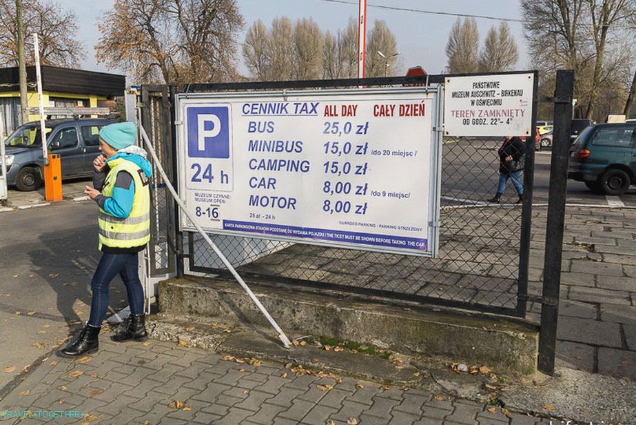 Parkovacie náklady okolo Osvienčimu 1
