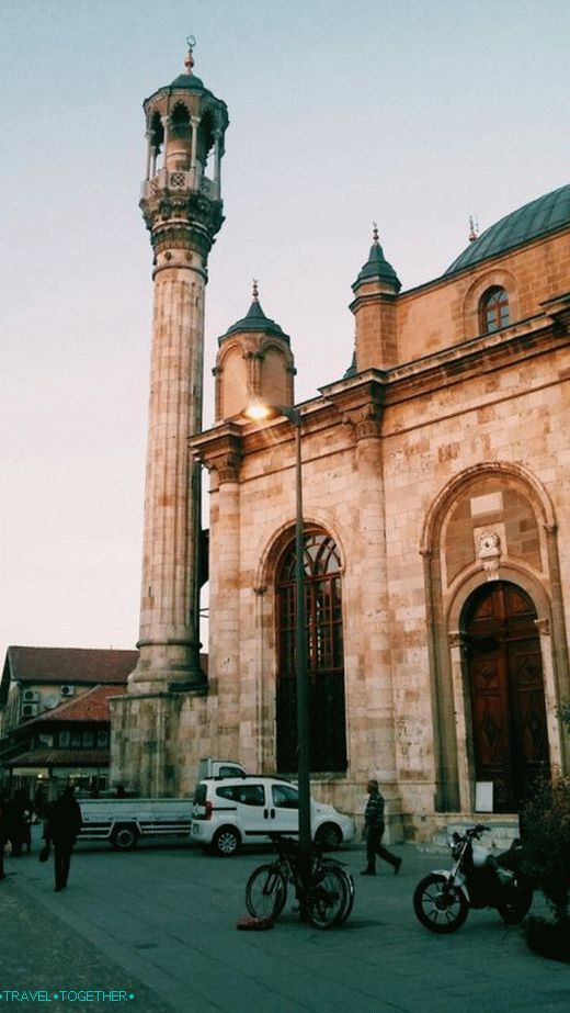 Starobylá mešita v Konya