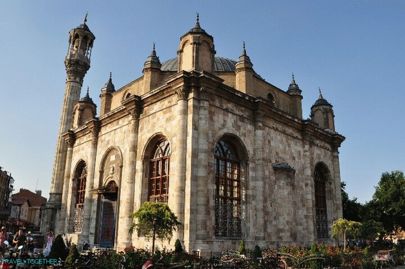 Mosque Azizie