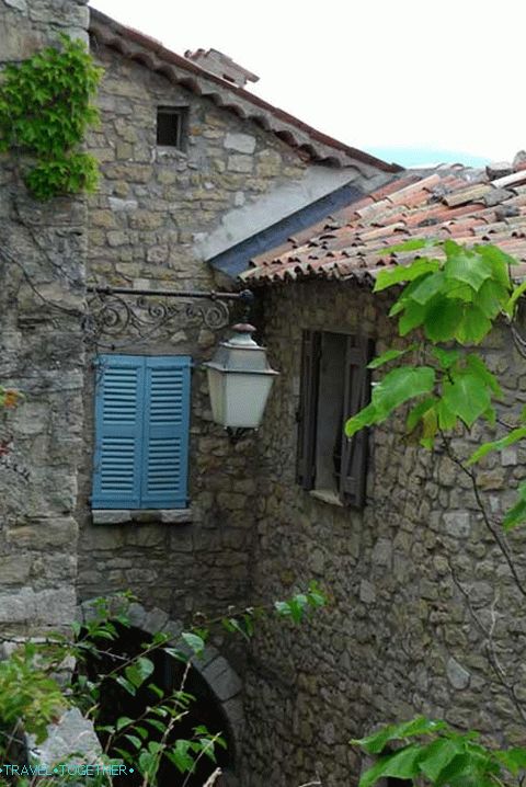„Zrúcanina