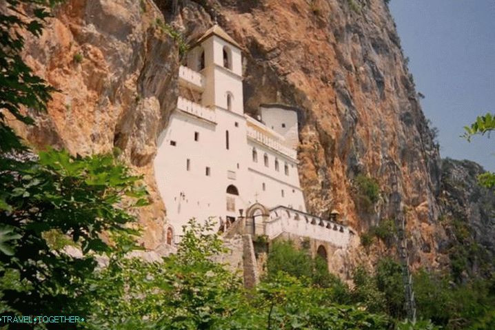 Čierna Hora, kláštor Ostrog