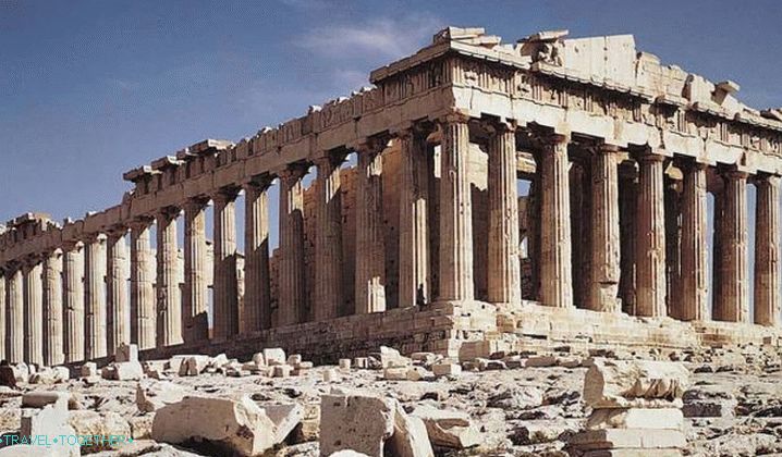 Grécko, staroveký chrám Parthenon