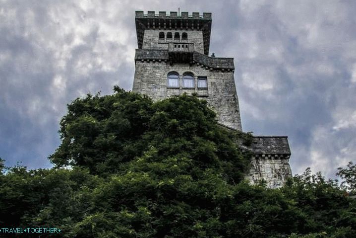 Odpočinok pre deti v Rusku, strážna veža Akhun v Soči