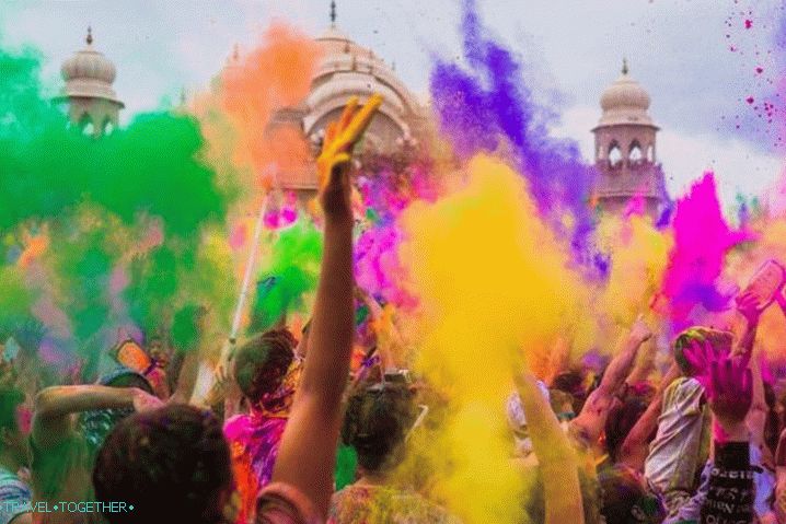 Goa, choď na festival farieb s deťmi