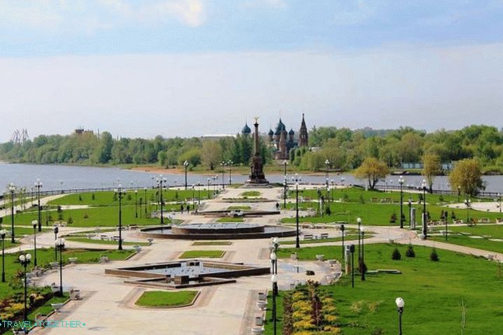 Jaroslavský park na Strelke