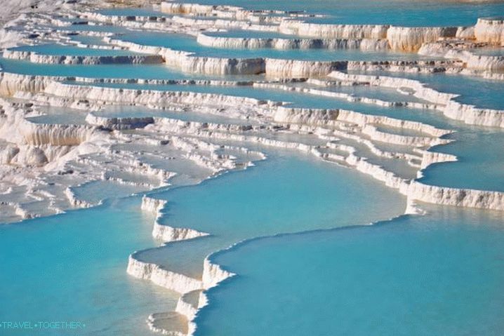 Turecko, jedna z najznámejších pamiatok Turecka - Pamukkale