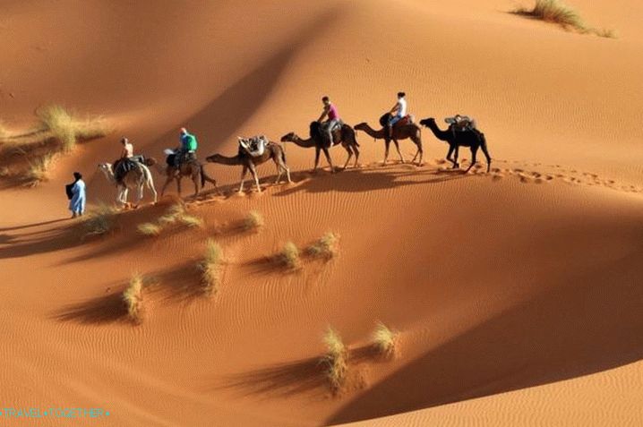 Tunisko, jazda v džípoch na pieskoch Sahary