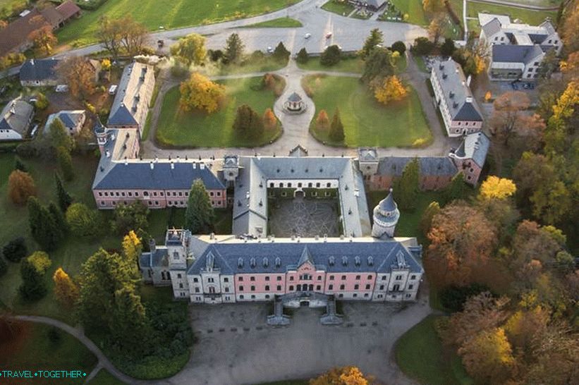 Hrad Sychrov