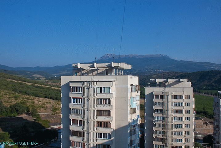 Alushta. Pohľad z okna.