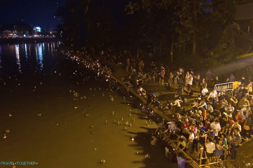 Loy Kratong a Yipeng Festival (21)