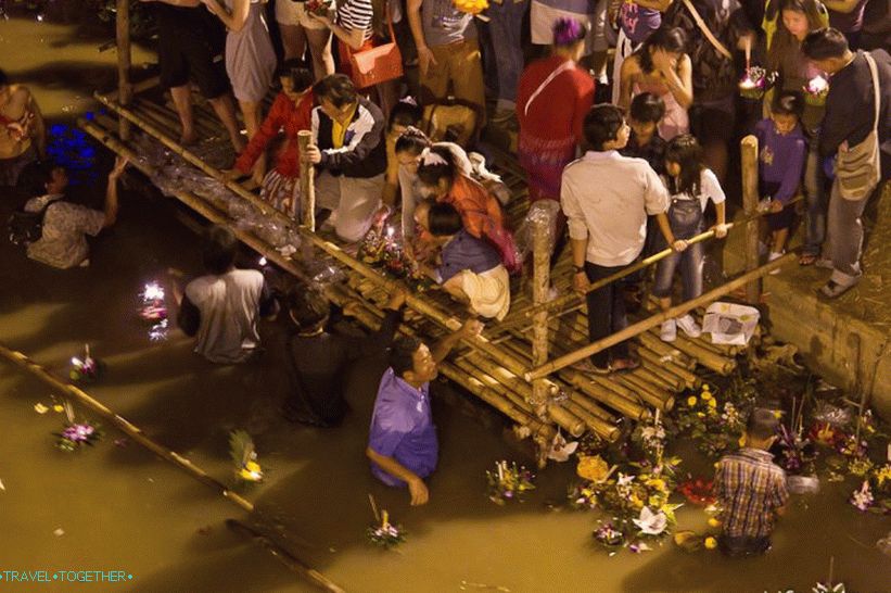 Loy Kratong a Yipeng Festival (22)
